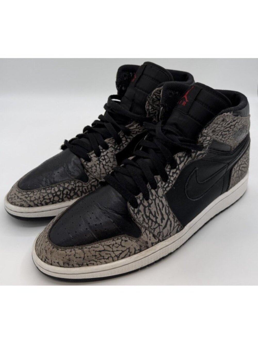 Air Jordan 1 Retro High Unsupreme Black Gray Elephant Sz 11 Sneakers 839115-013